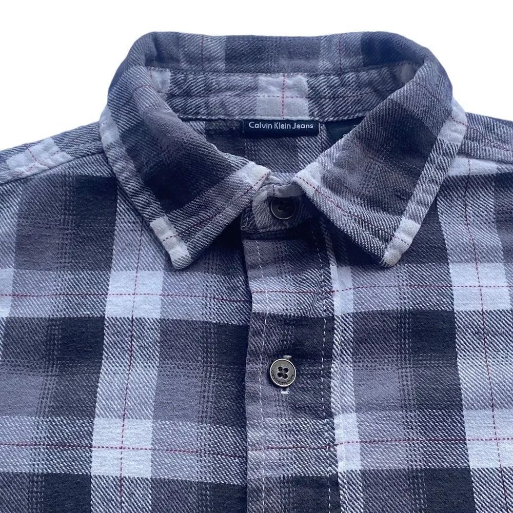 Calvin Klein Boys Long Sleeve Gray Plaid Button Down Shirt - Picture 3 of 6